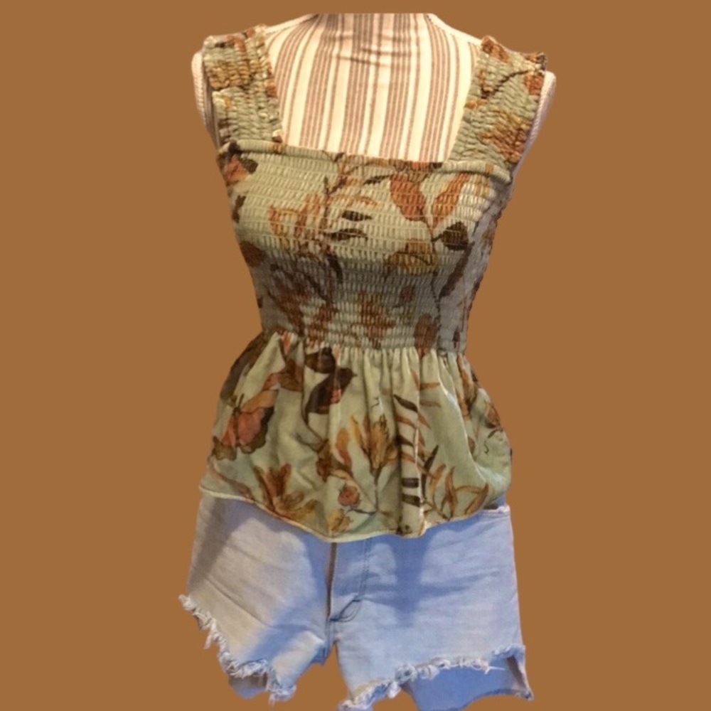 28: EUC Anthropologie peplum velour printed tank. Sz xs. Soft and stretchy